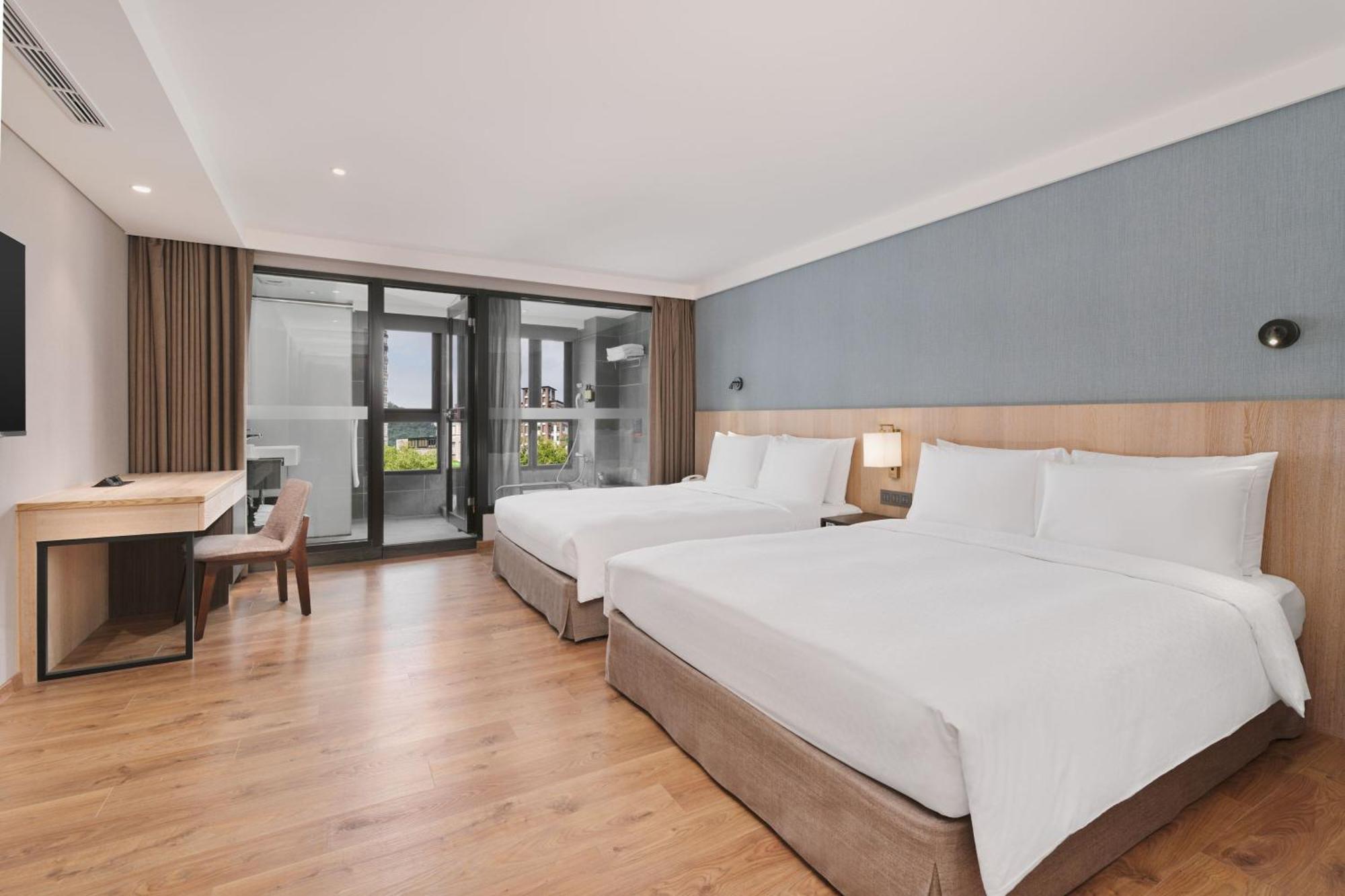 Four Points By Sheraton Yilan Jiaoxi Dış mekan fotoğraf